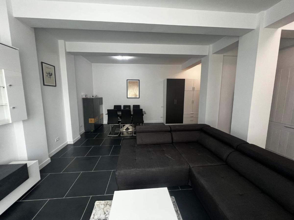 Marvellous Aparthotel With Master Apartments 苏恰瓦 外观 照片