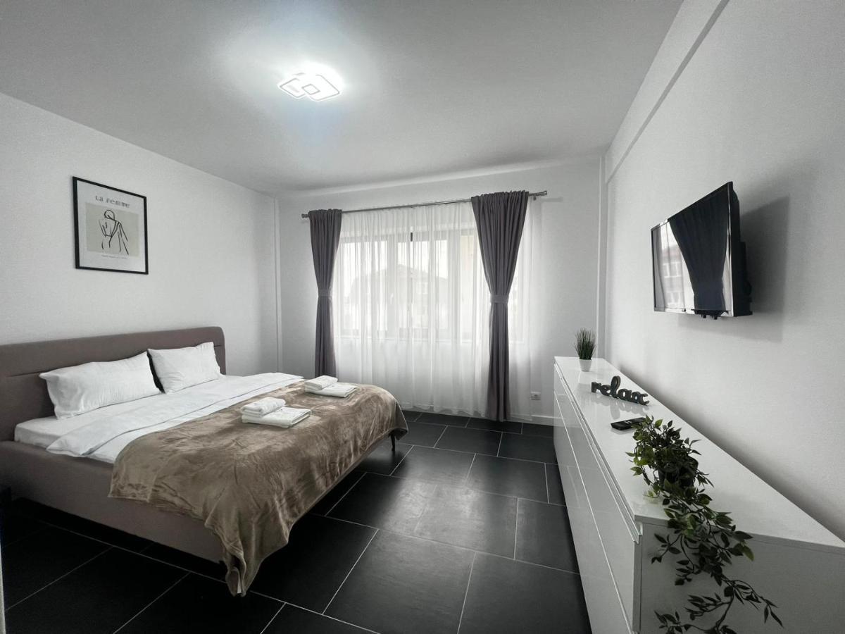 Marvellous Aparthotel With Master Apartments 苏恰瓦 外观 照片