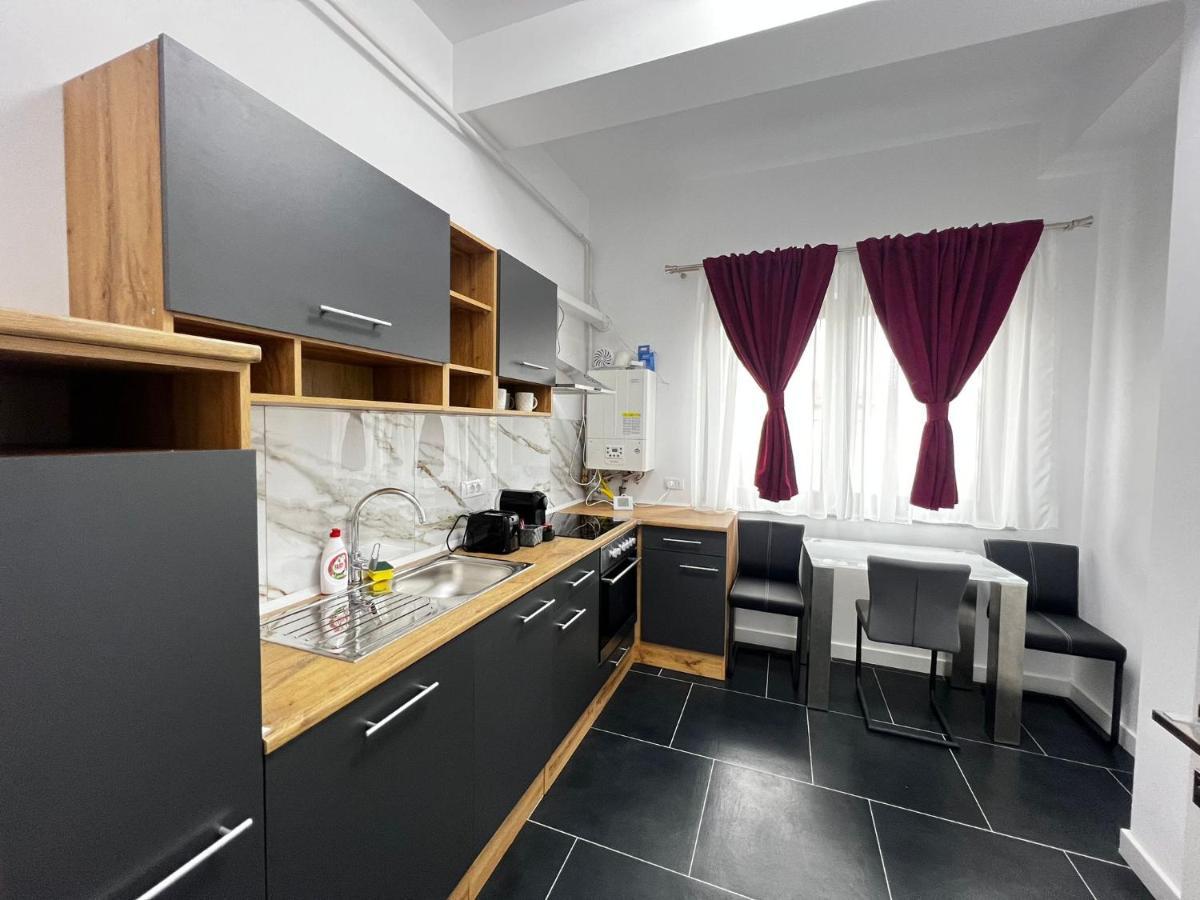 Marvellous Aparthotel With Master Apartments 苏恰瓦 外观 照片