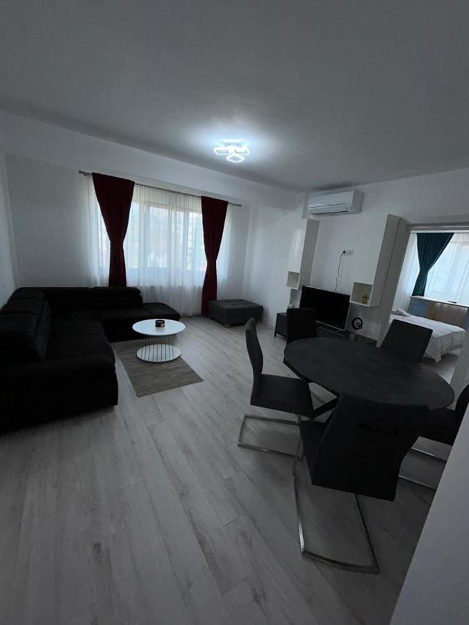 Marvellous Aparthotel With Master Apartments 苏恰瓦 外观 照片
